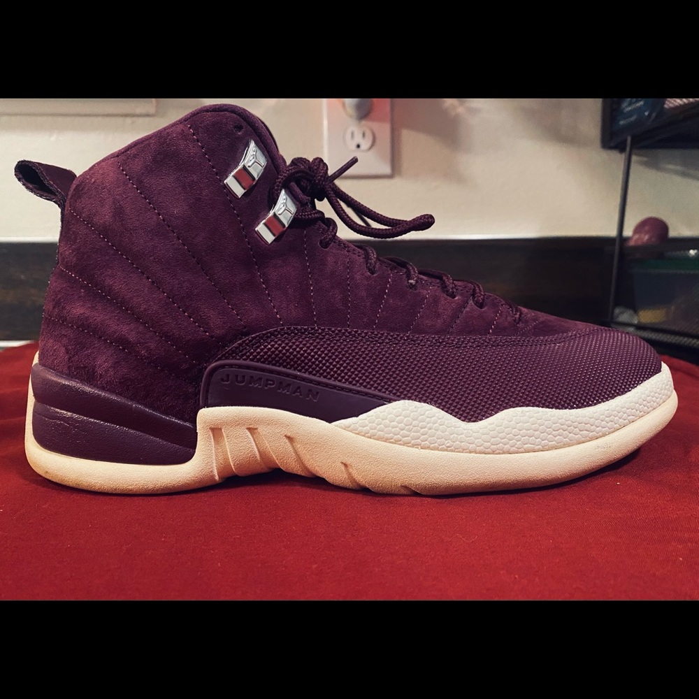 Jordans men size 8.5